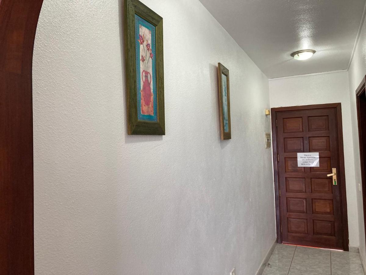Victoria Court 2, Los Cristianos Guincho  Exterior photo